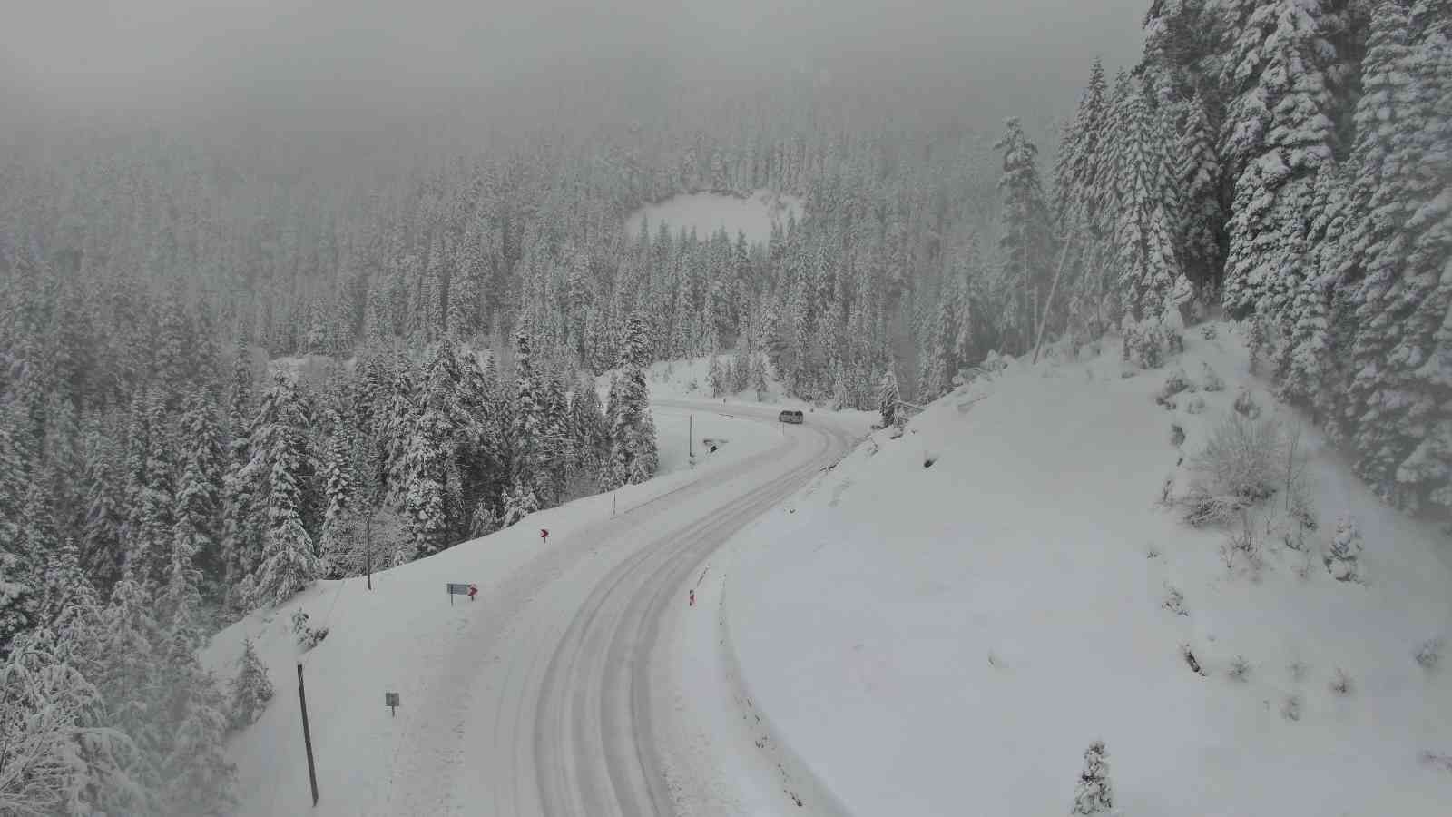 Ilgaz Dağı kar altında kaldı