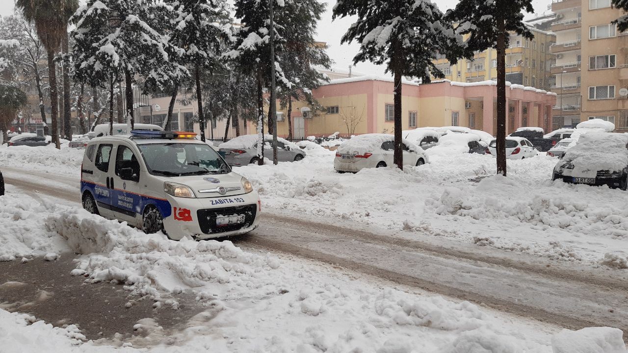 İslahiye’de yoğun kar yağışı