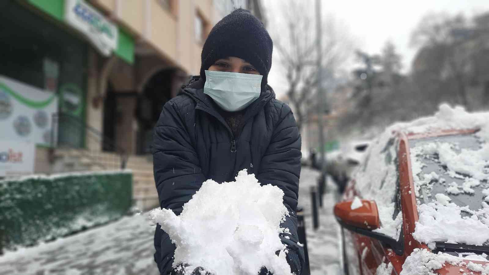 İstanbul’da karın keyfini yine en çok çocuklar çıkardı