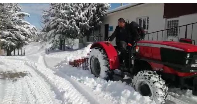 Kardan kapanan yollar için kolları sıvadılar