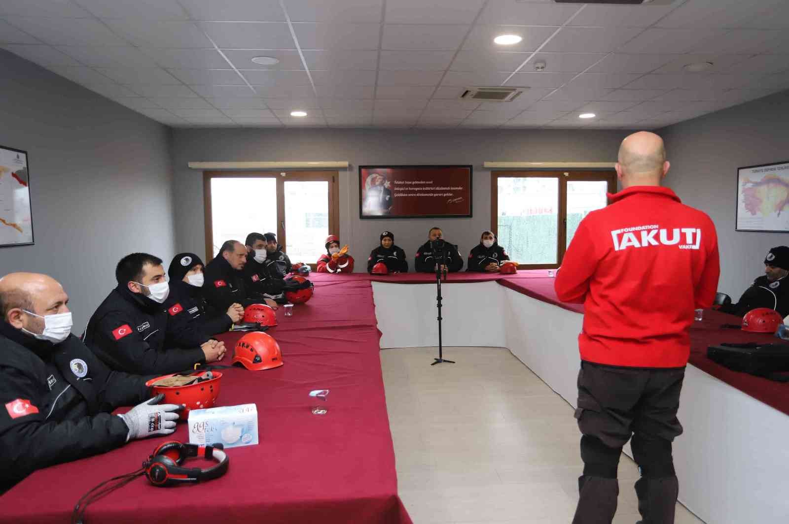 Kartal Belediyesi ve Akut Vakfı’ndan ortak tatbikat