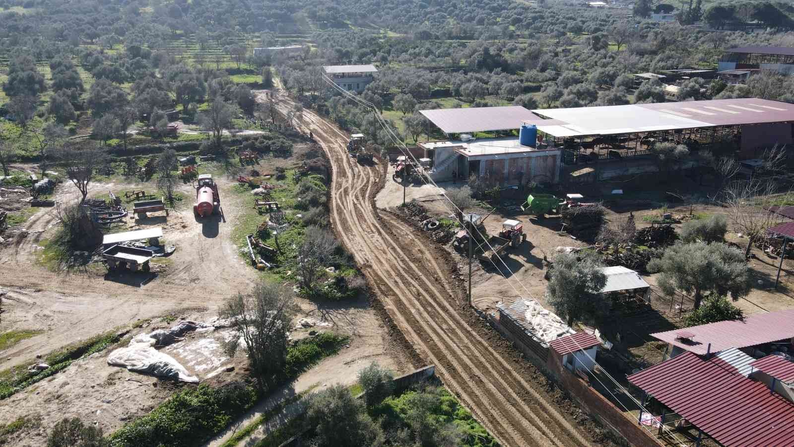 Nazilli Mescitli Mahallesi’nde yollar daha güvenli hale getiriliyor