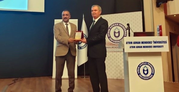 Prof. Dr. Turan Akkoyun üniversite gençliğine ’Proje Döngüsü Yönetim Eğitimi’ni aktardı
