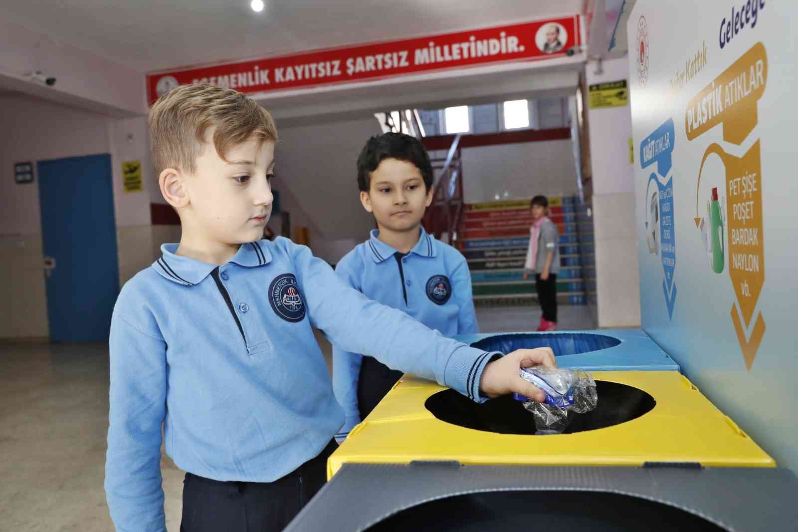 Sultangazi Belediyesi 2 bin ton atığı geri dönüşüme kazandırdı