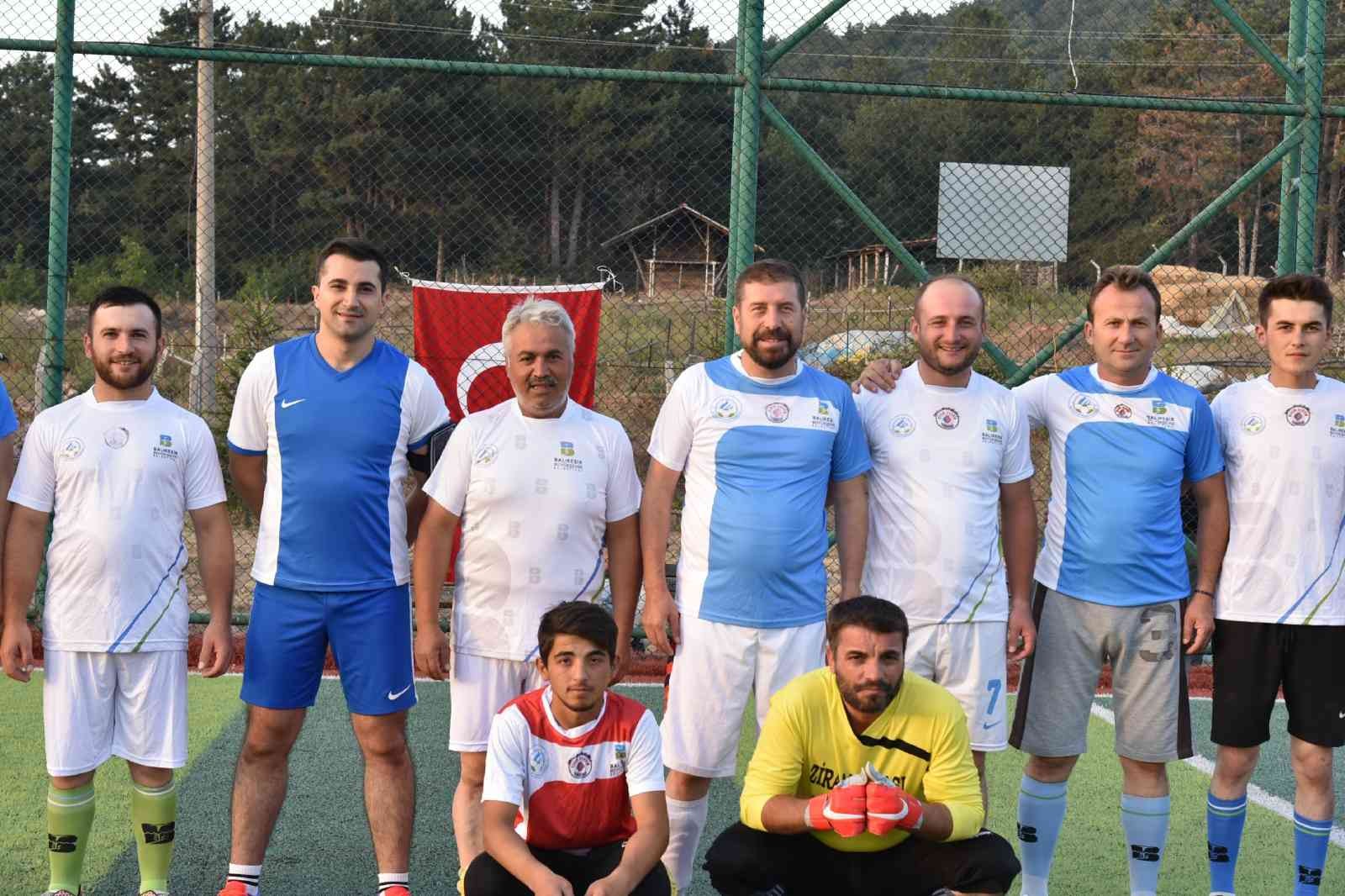 Yaylabayır’da gençler halı sahada buluştu