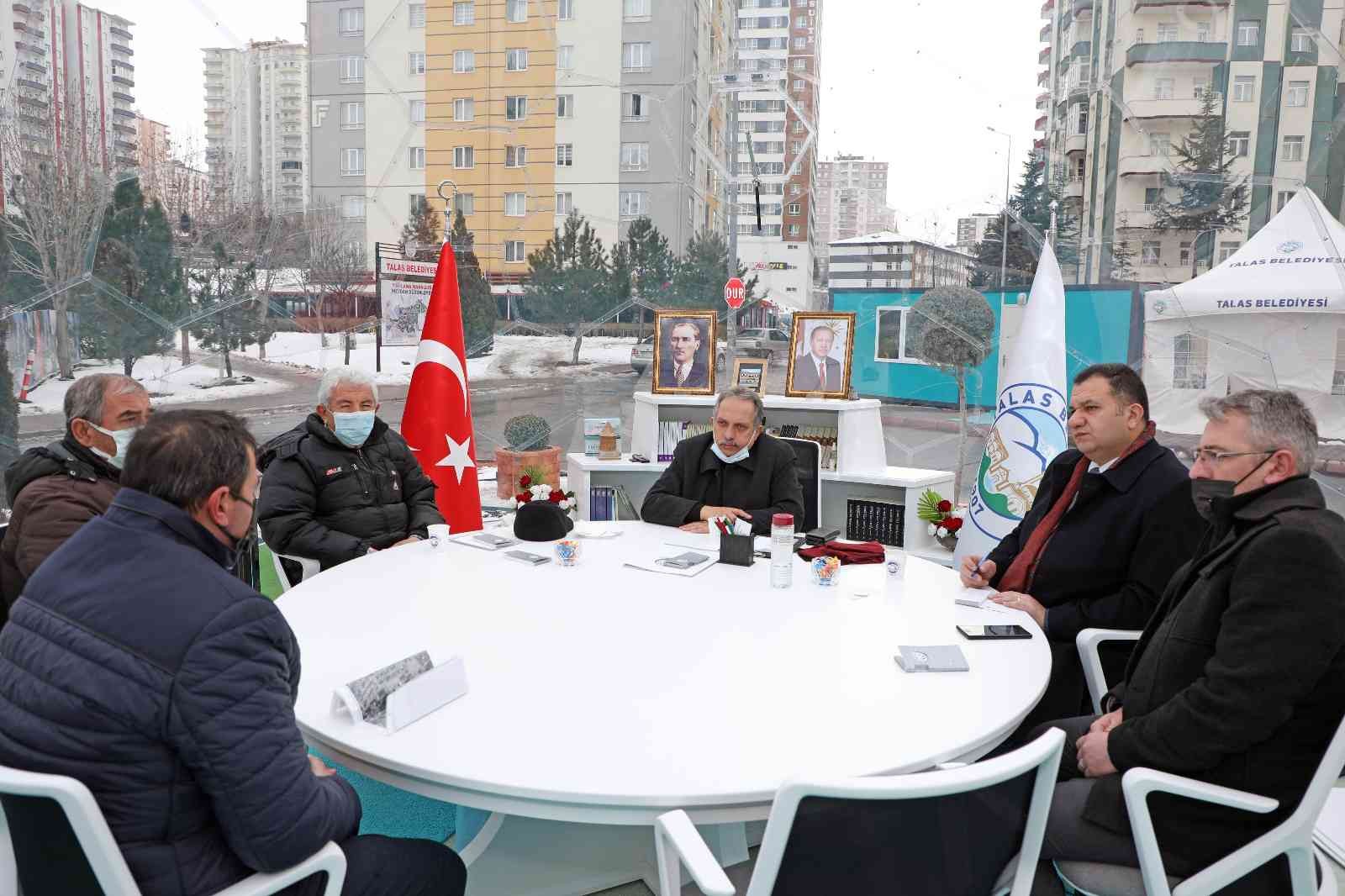 Talas’ta şeffaf odaya yoğun ilgi